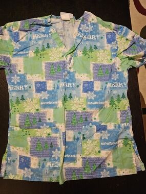 Green & Blue Holiday Scrub Top - Snowflake & Tree Print